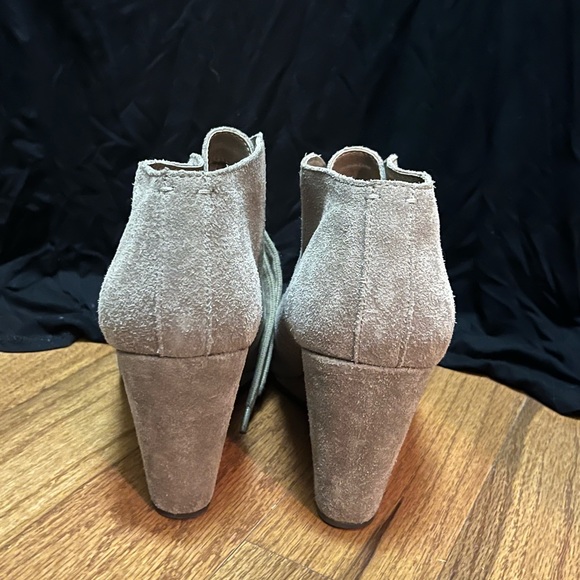 Suede heeled booties - Picture 9 of 14